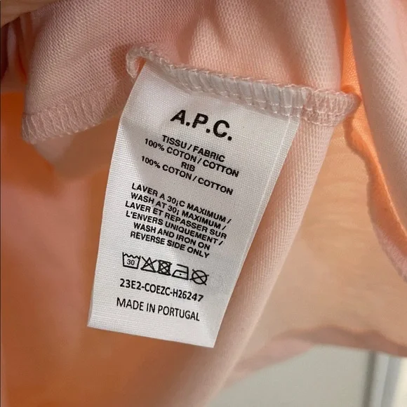 A.P.C. Rue Madame Paris Men's Light Pink Short Sleeve TeeXL
